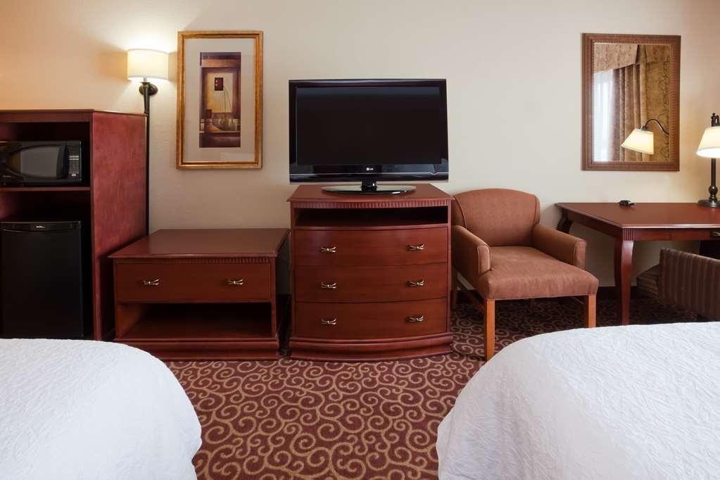 Hampton Inn Fairmont Szoba fotó