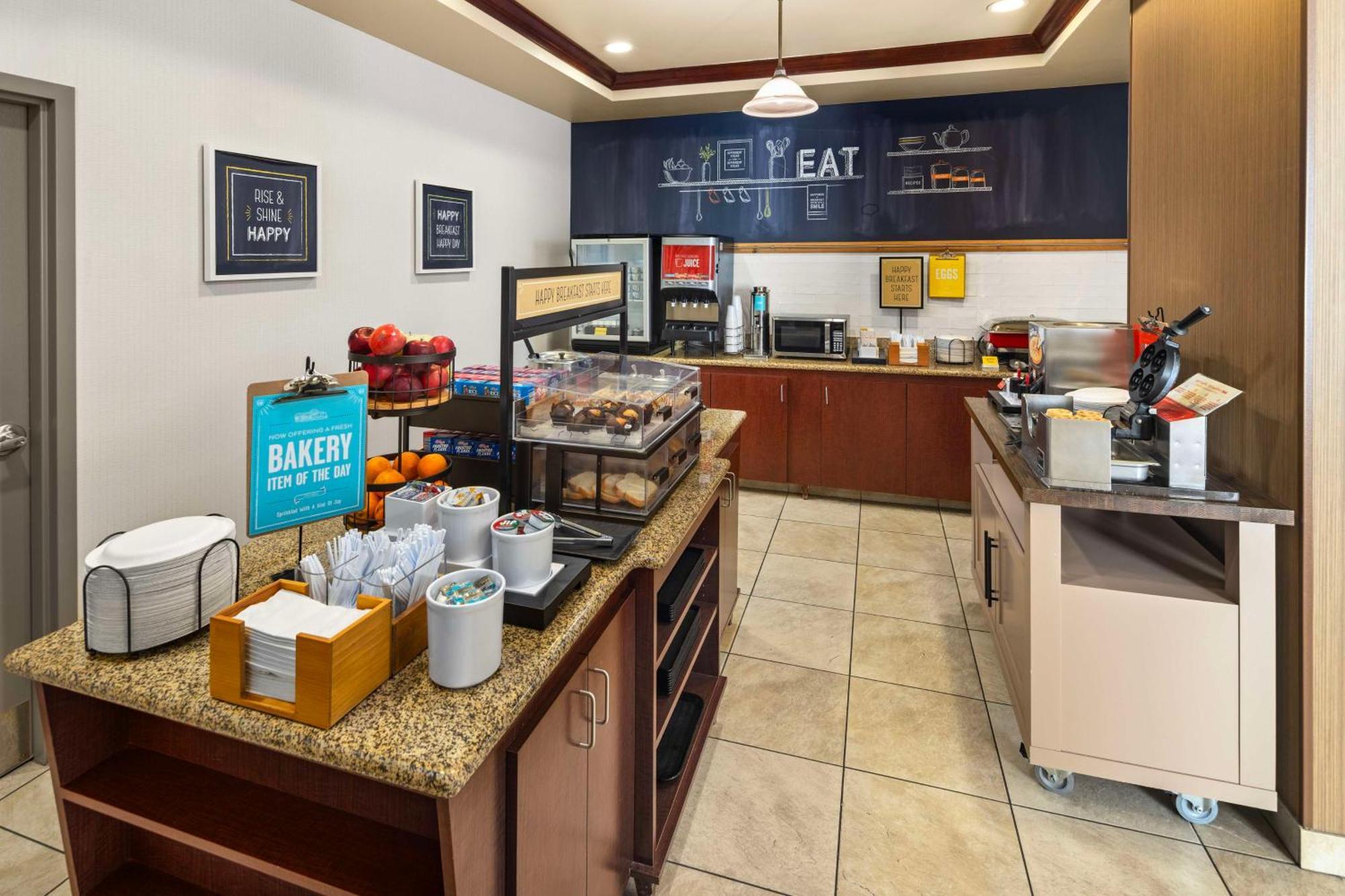 Hampton Inn Fairmont Kültér fotó